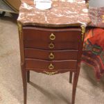 348 1109 CHEST OF DRAWERS